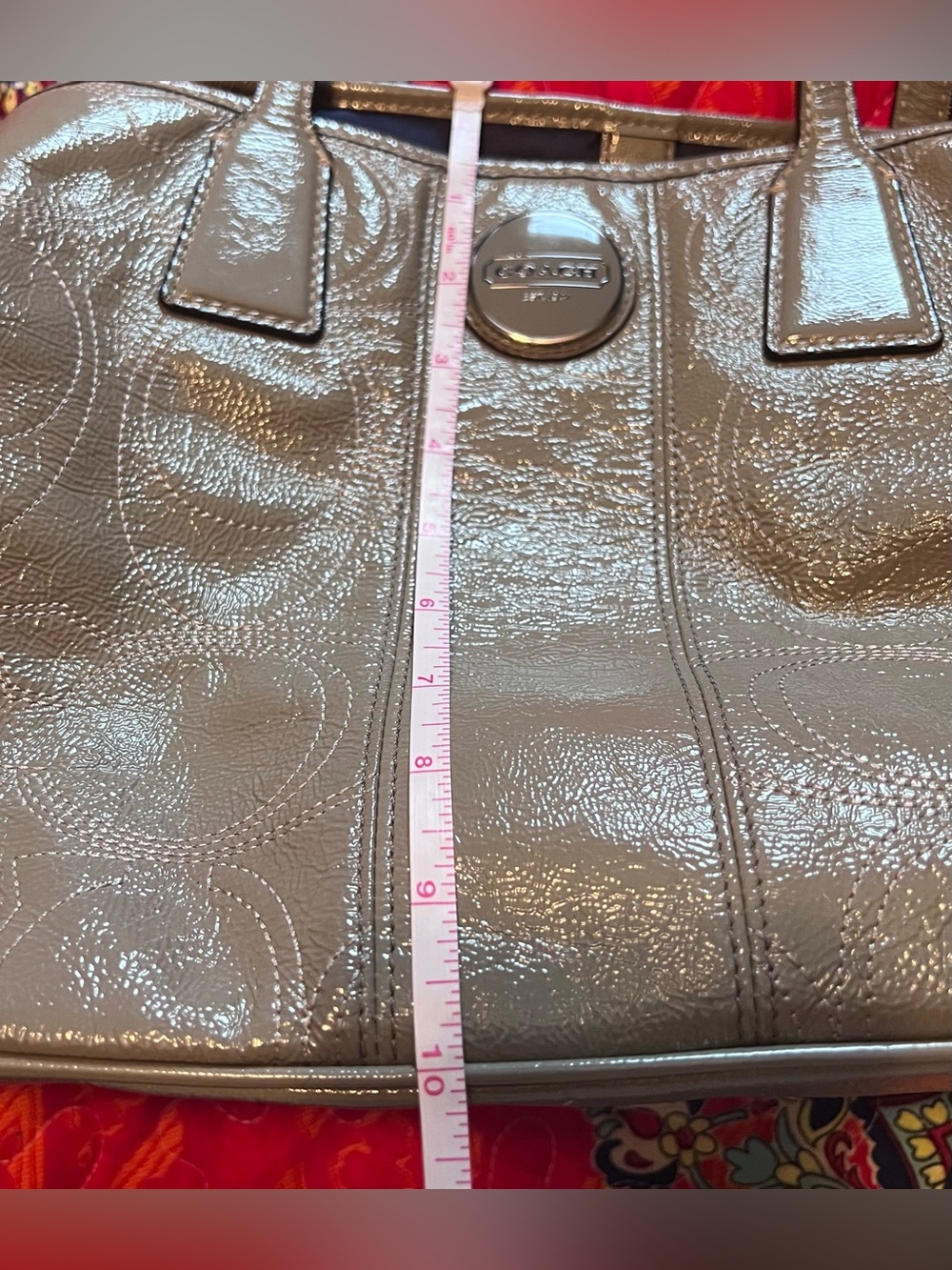 Like New Coach Signature Stitch Framed Carryall Shoulder Bag with Kisslock—Gray - Picture 11 of 16